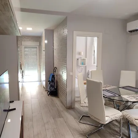 Bajondillo 托雷莫利诺斯