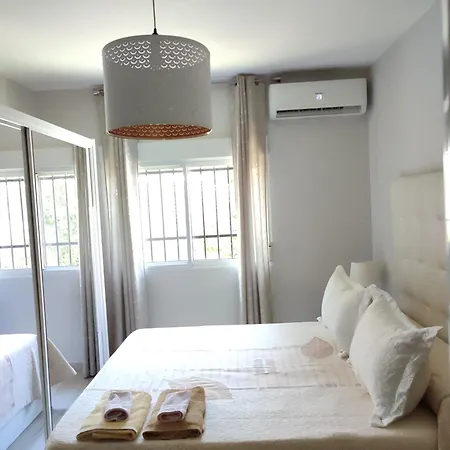 Bajondillo Apartamento *